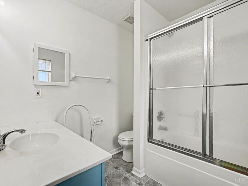 6503 Tara Brooke Court, Hamilton, OH 45005 Photo 19