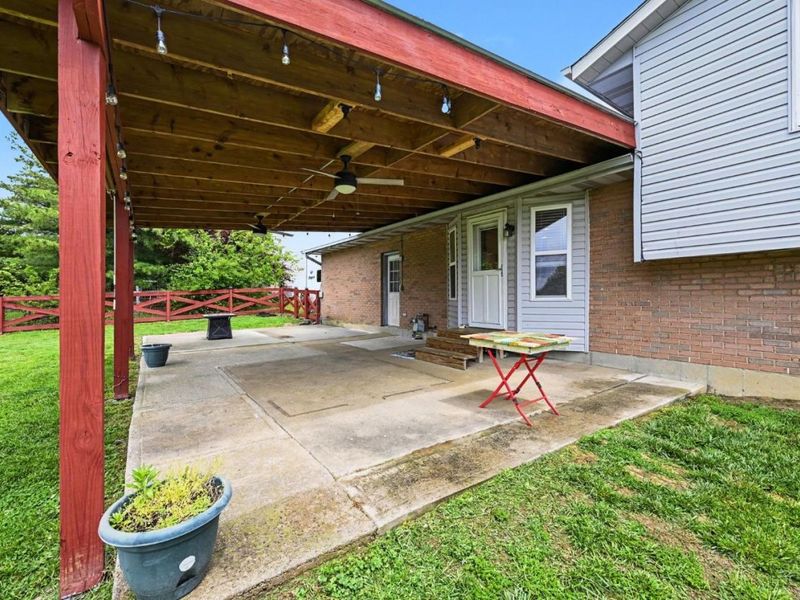 6503 Tara Brooke Court, Hamilton, OH 45005 Photo 22