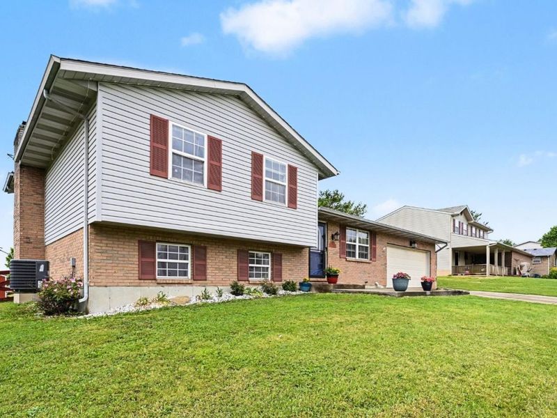 6503 Tara Brooke Court, Hamilton, OH 45005 Photo 4
