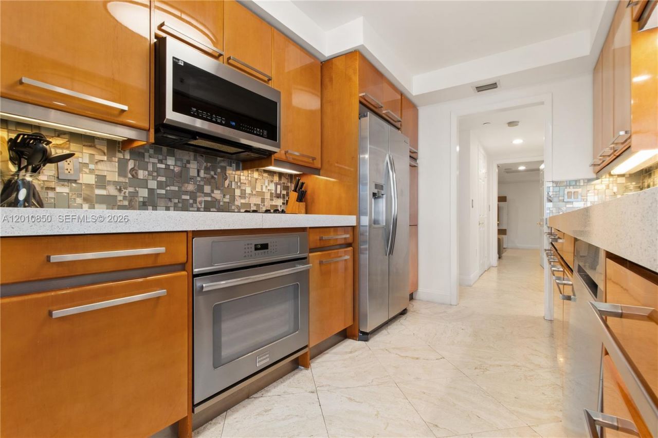 18671 Collins Ave, Unit 202, Sunny Isles Beach, FL 33160 Photo