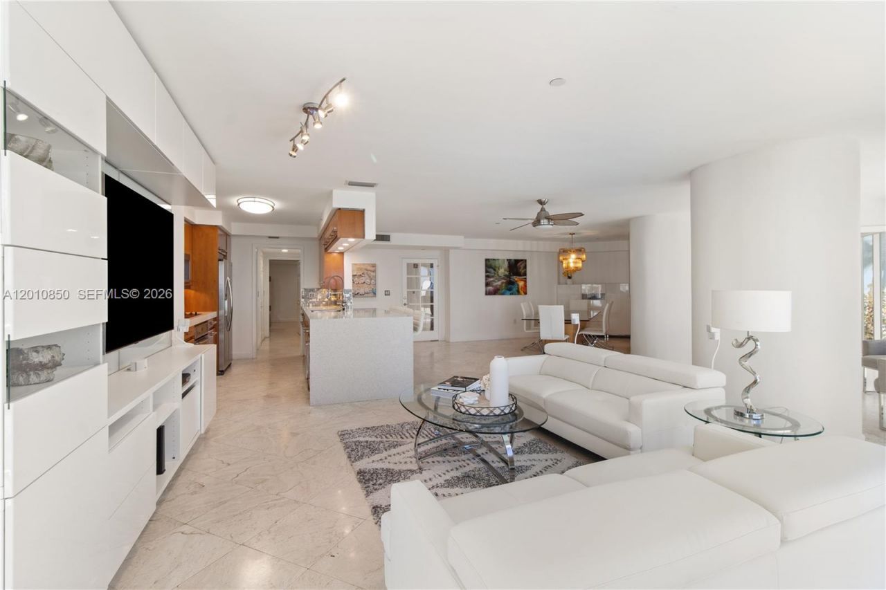 18671 Collins Ave, Unit 202, Sunny Isles Beach, FL 33160 Photo