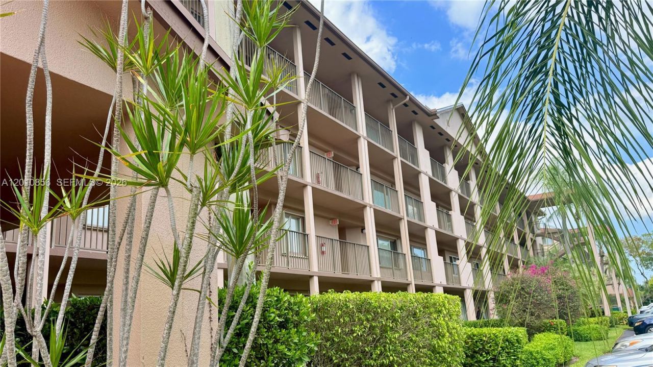 12651 SW 16th Ct, Unit 202B, Pembroke Pines, FL 33027 Photo