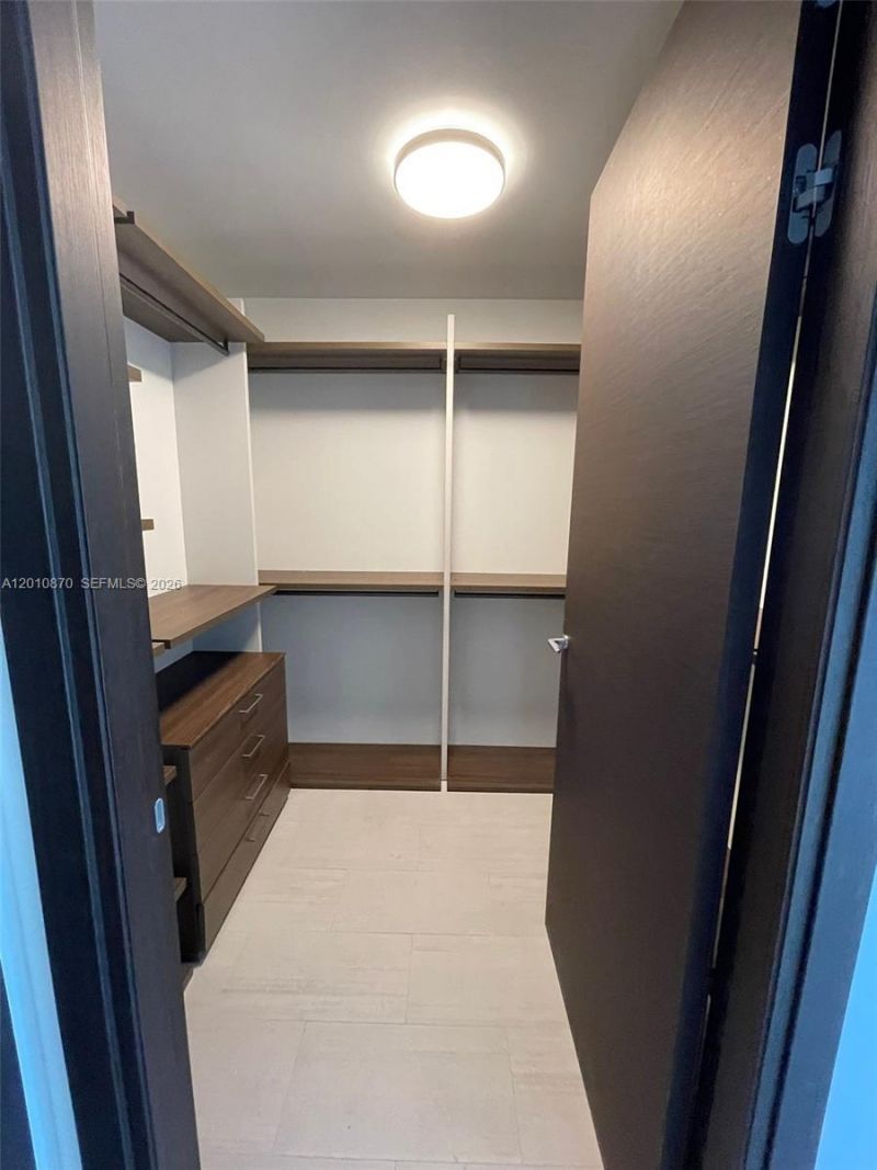1000 Brickell Plaza , Unit 5908, Miami, FL 33131 Photo