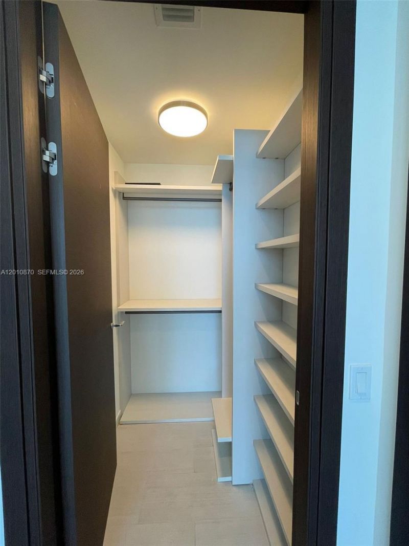 1000 Brickell Plaza , Unit 5908, Miami, FL 33131 Photo