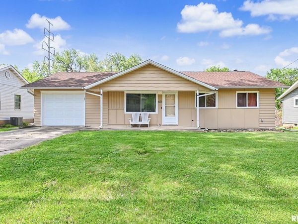 5133 N MONTCLAIR Avenue, Peoria Heights, IL 61616