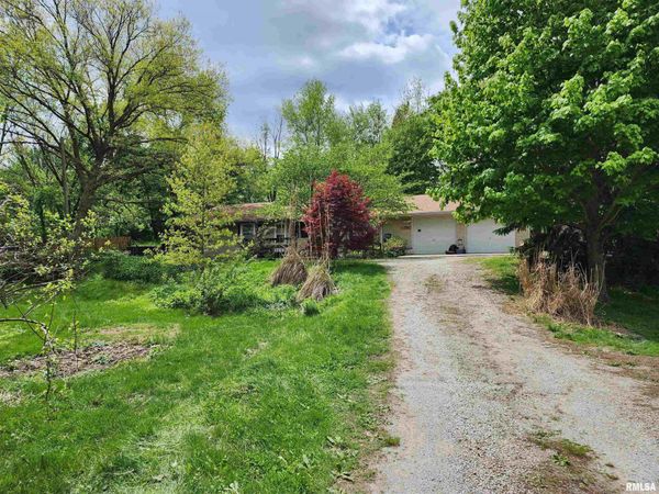 500 Claypool Street, Cantrall, IL 62625