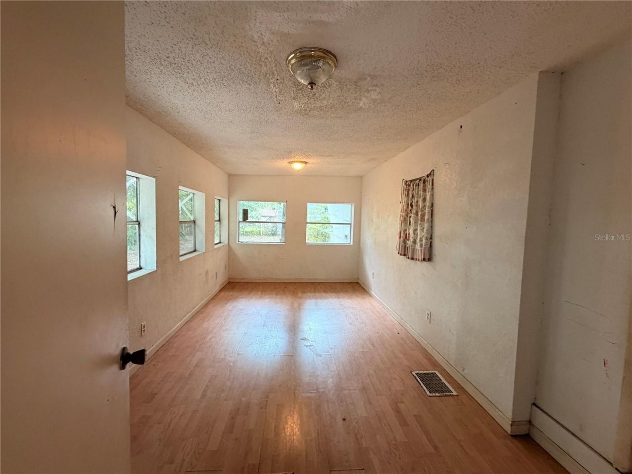 24021 Armadillo Road, Astor, FL 32102 Photo
