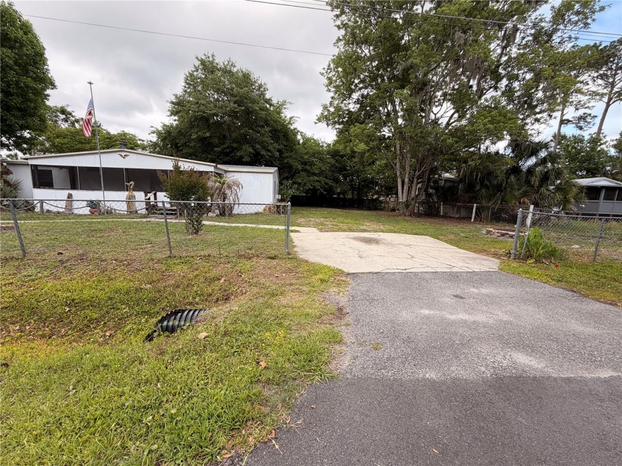 24021 Armadillo Road, Astor, FL 32102 Photo