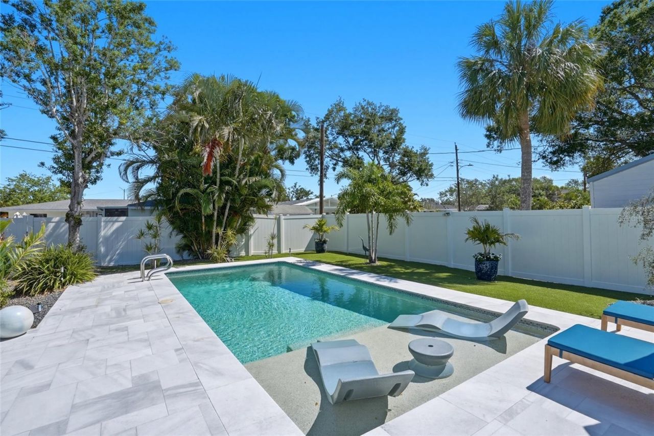 743 43rd Avenue Ne, Saint Petersburg, FL 33703 Photo