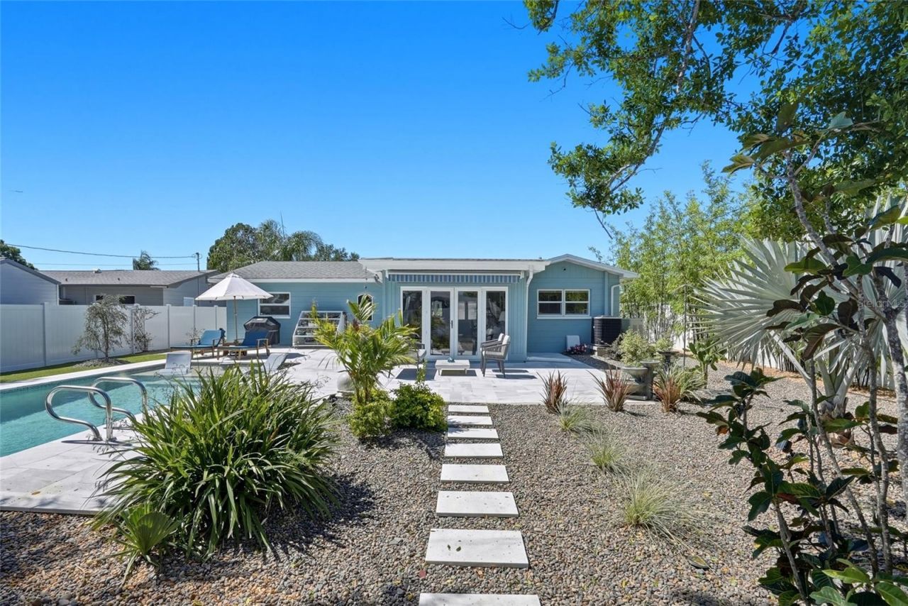 743 43rd Avenue Ne, Saint Petersburg, FL 33703 Photo