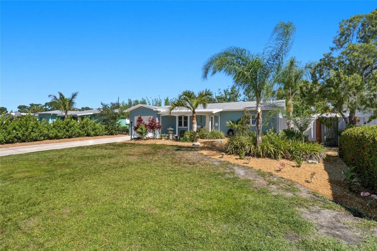 743 43rd Avenue Ne, Saint Petersburg, FL 33703 Photo