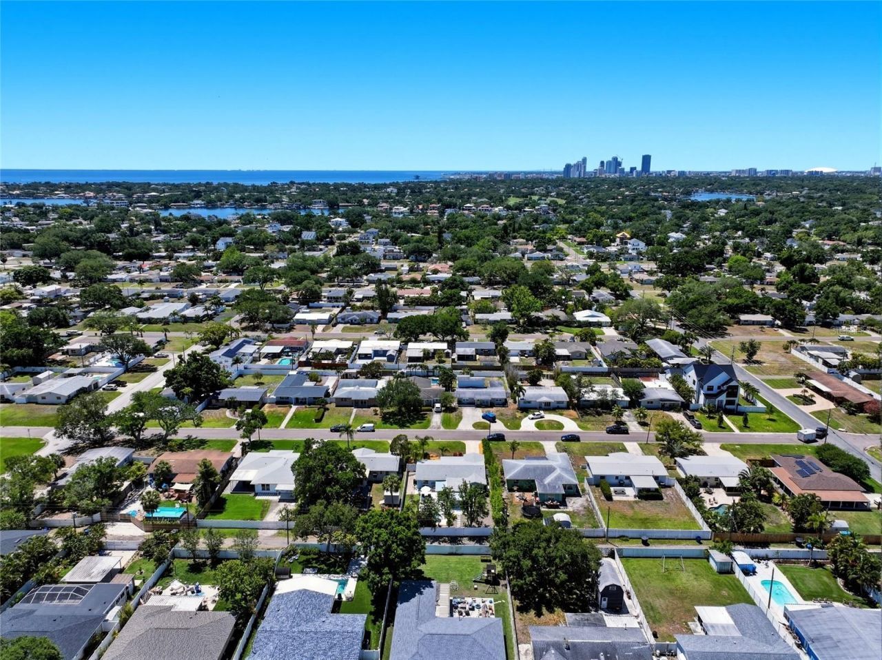 743 43rd Avenue Ne, Saint Petersburg, FL 33703 Photo