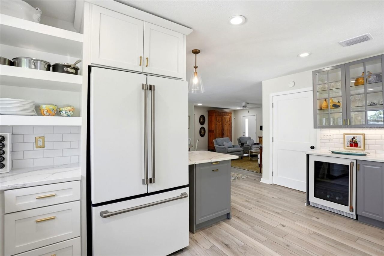 743 43rd Avenue Ne, Saint Petersburg, FL 33703 Photo