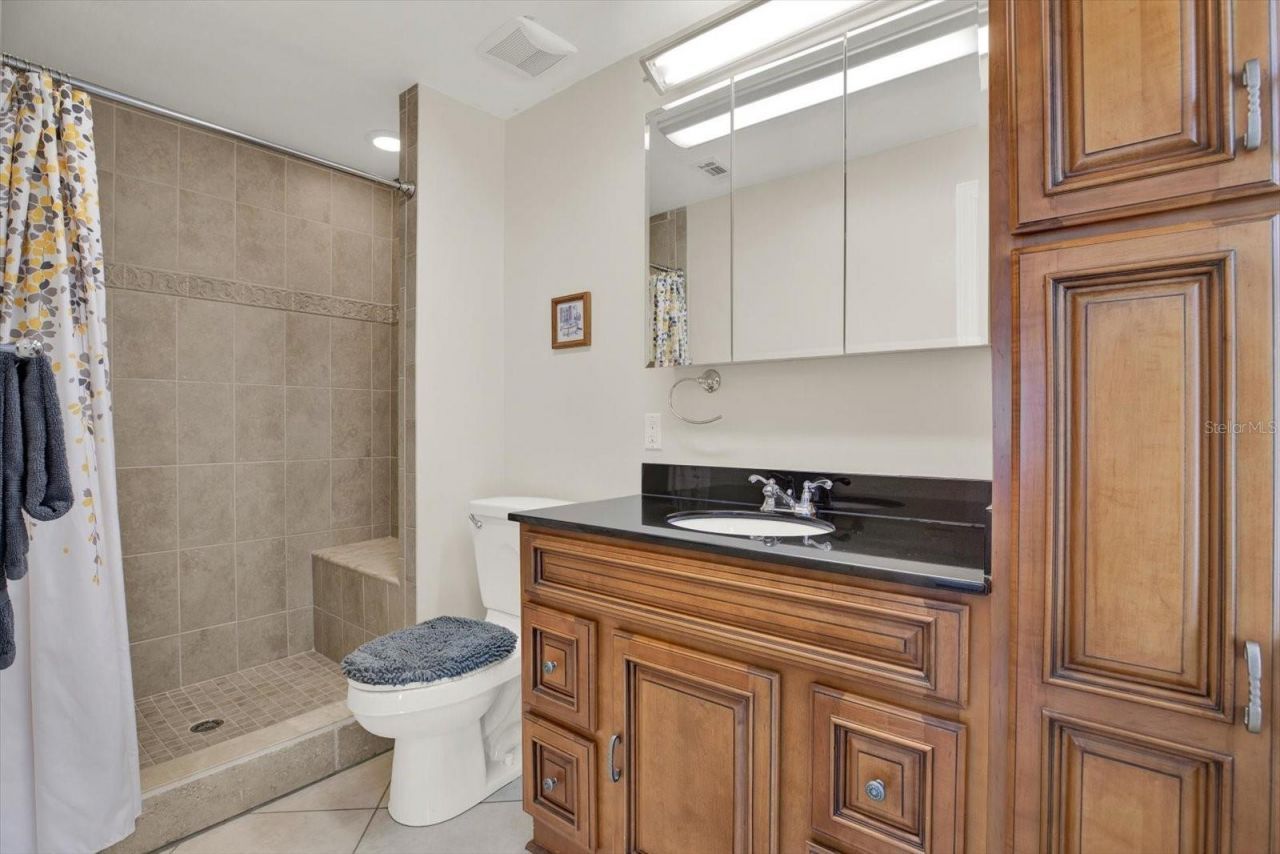 14725 Crown Drive , Largo, FL 33774 Photo