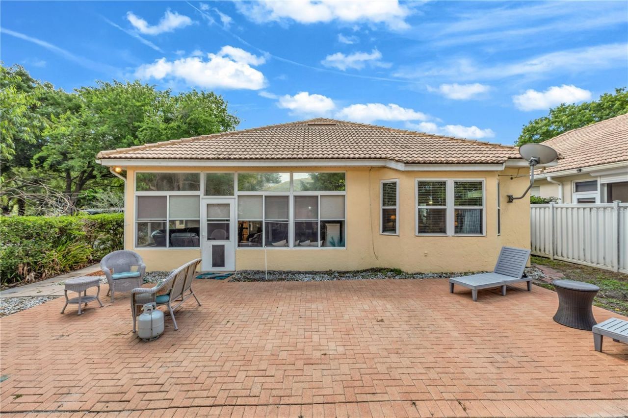 414 Fairlane Drive , Debary, FL 32713 Photo