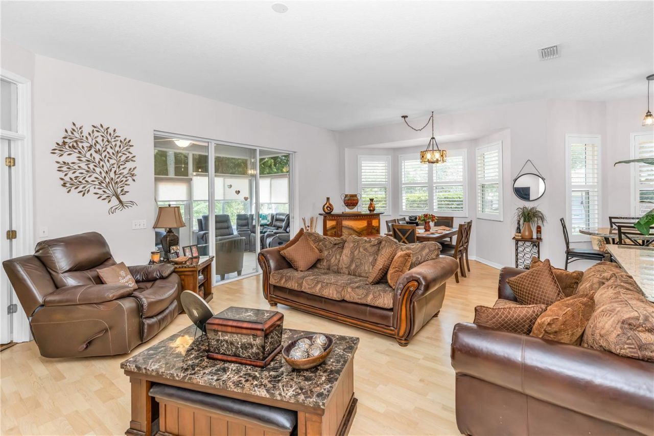 414 Fairlane Drive , Debary, FL 32713 Photo