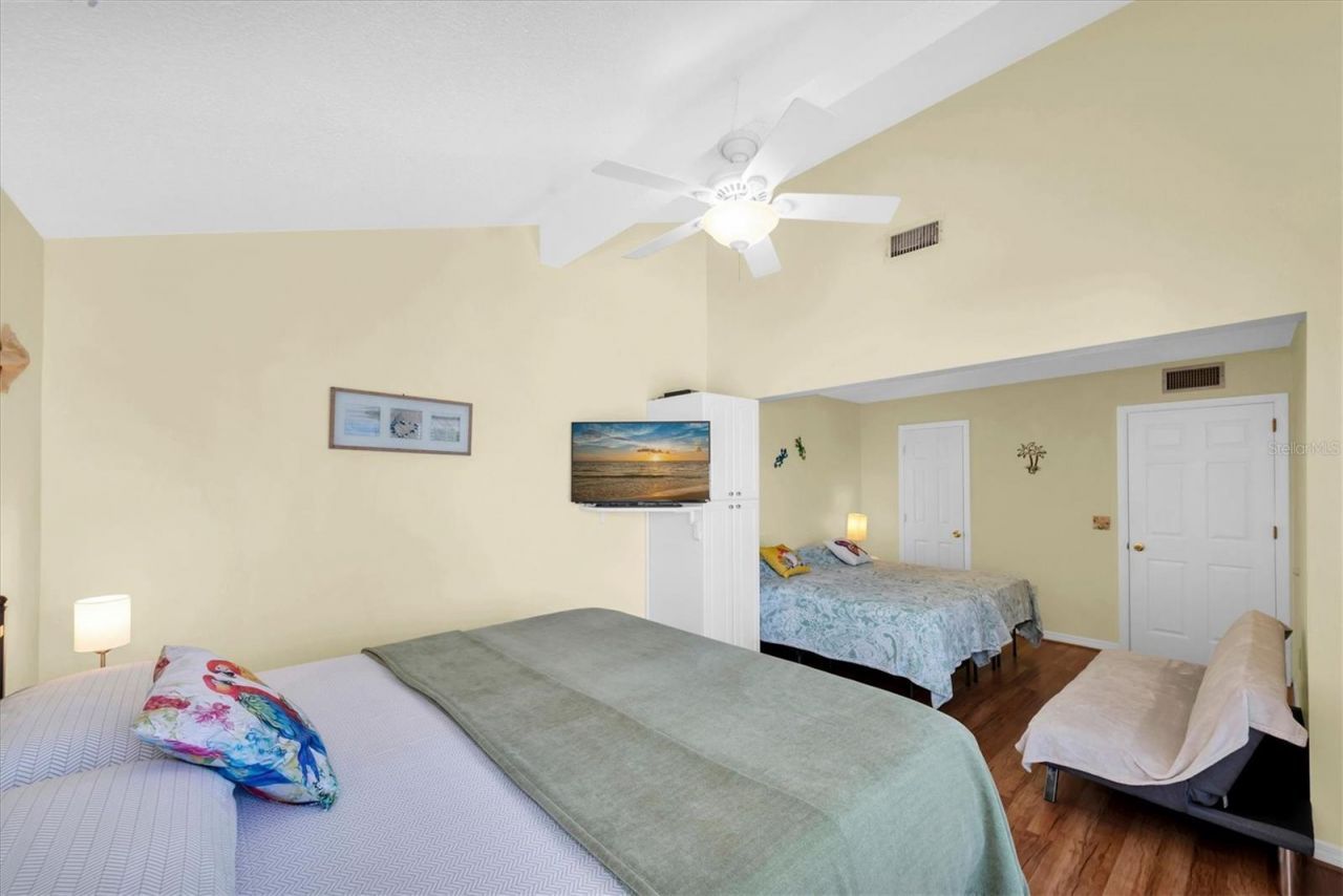 247 Rex Place , Unit H, Madeira Beach, FL 33708 Photo