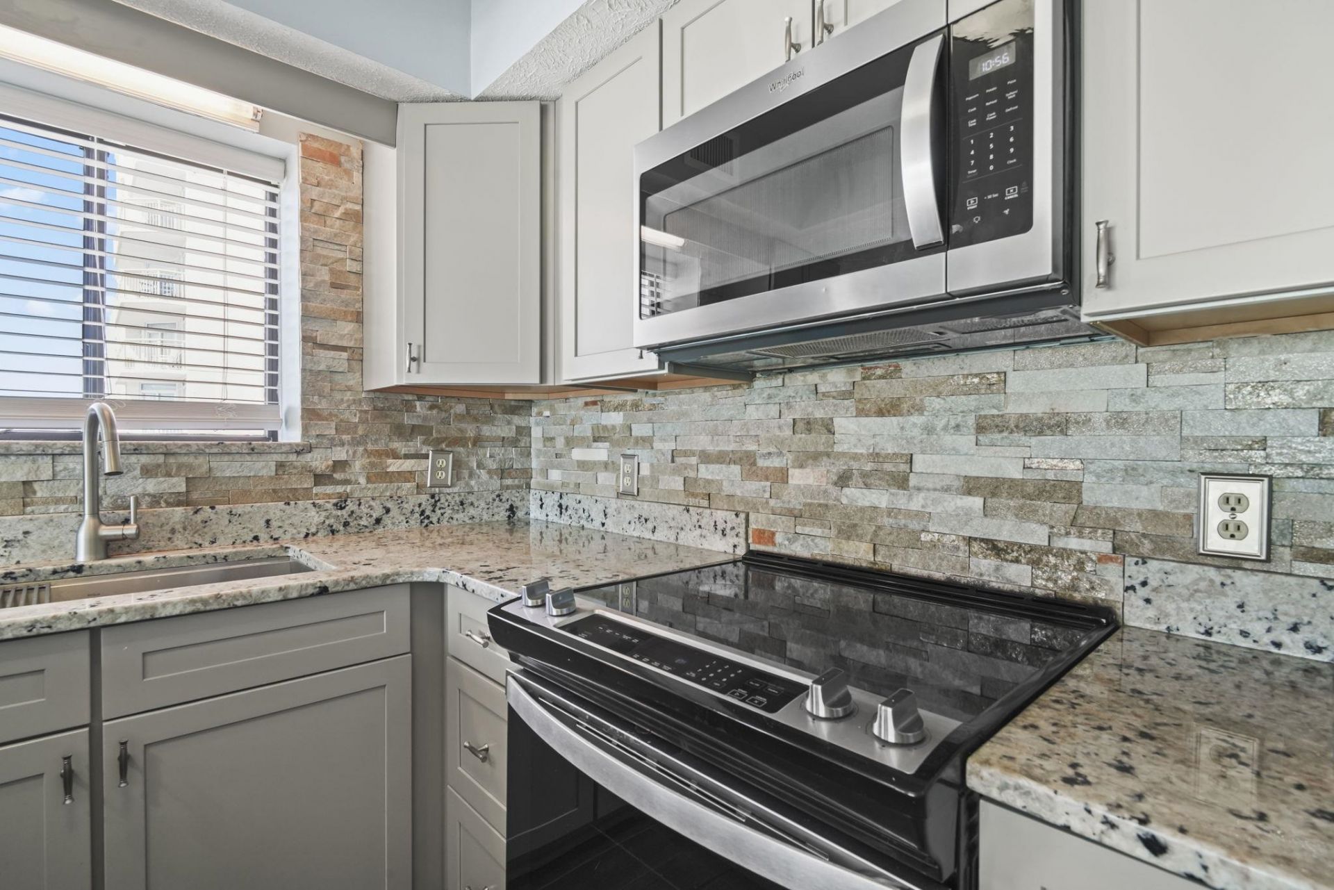 2609 S Ocean Blvd.  Photo 10