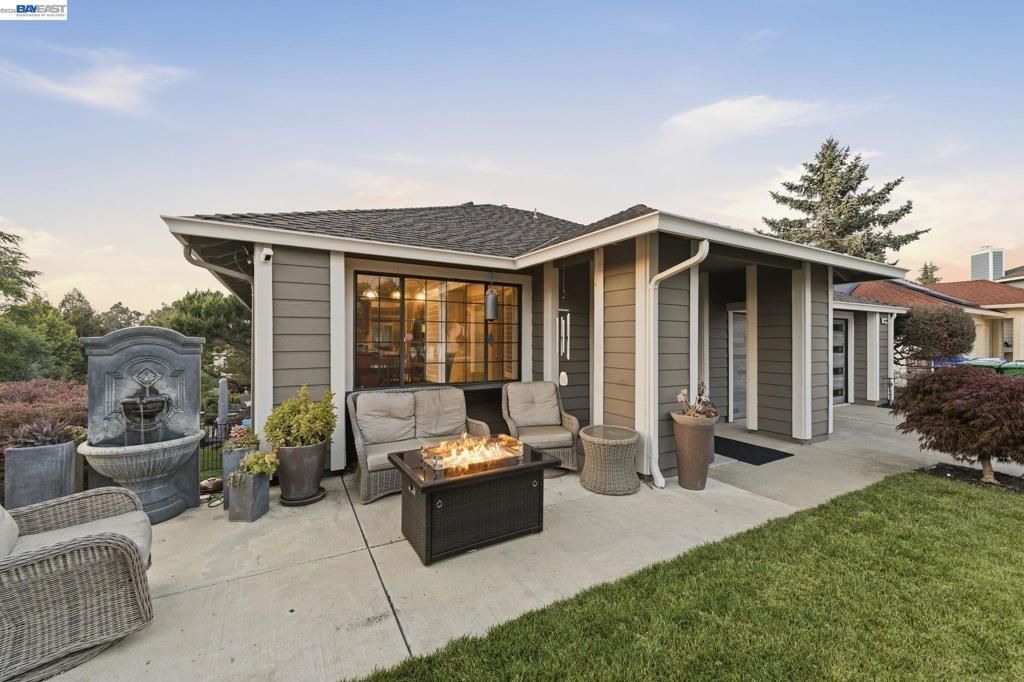 24439 Gina Ct, Hayward, CA 94541 Main Photo