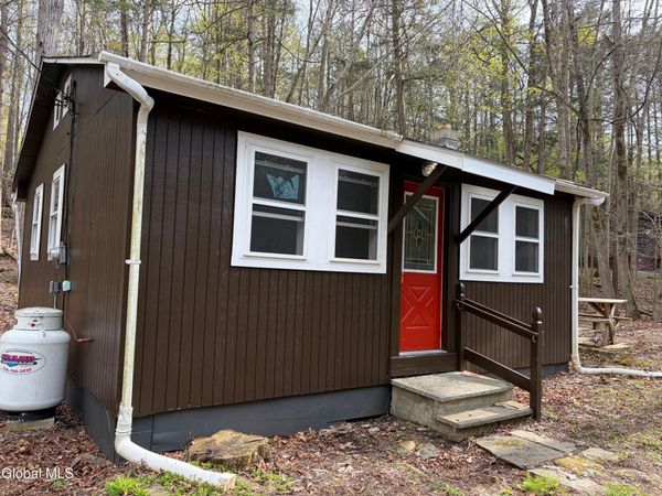 49 Lowerre Lane, Cornwallville, NY 12418