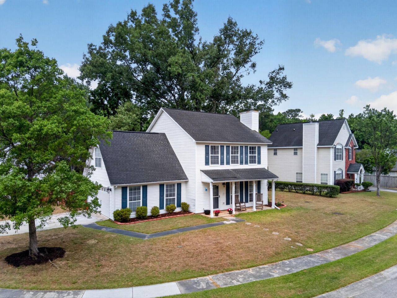 113 E Hartwick Lane Photo 3