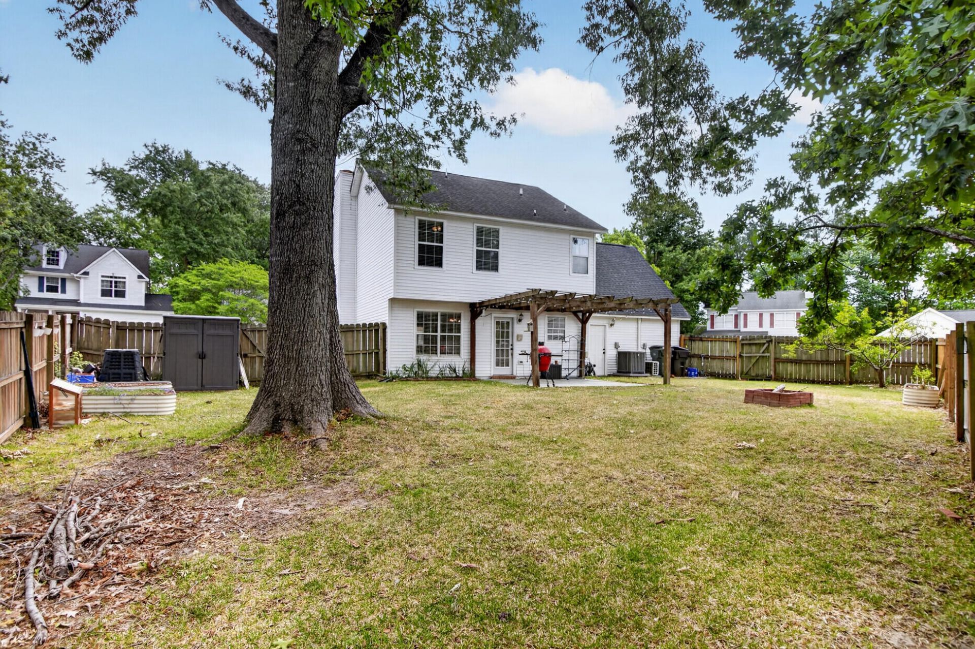 113 E Hartwick Lane Photo 37