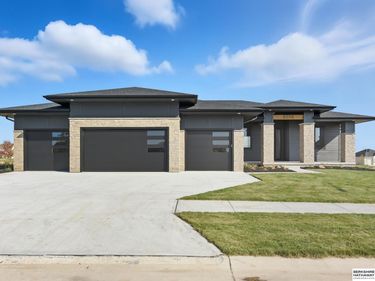 3513 S 219th Street , Omaha, NE 68022
