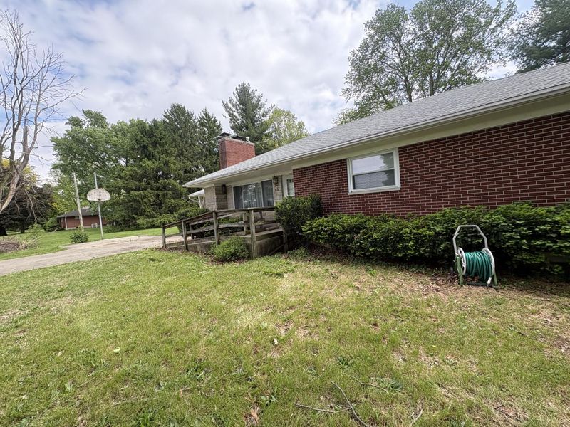 160 Kerr Road, Tipp City, OH 45371 Photo 3