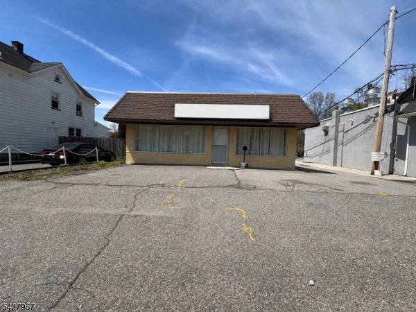901 Ringwood Ave, Wanaque, NJ 07420