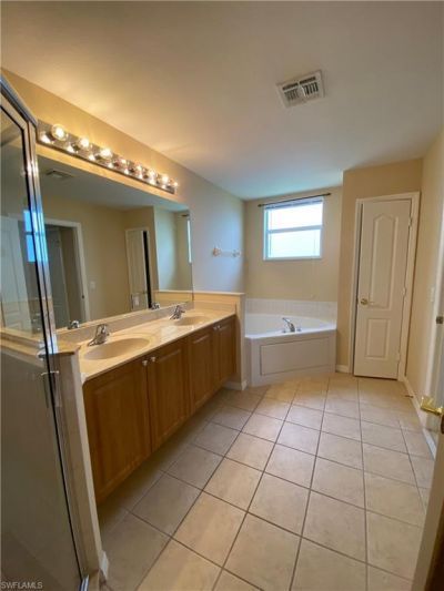 2677 Blue Cypress Lake Ct , Cape Coral, FL 33909 Photo