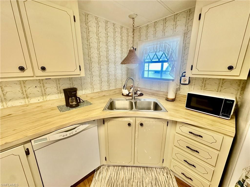 16037 Citron Way , North Fort Myers, FL 33903 Photo