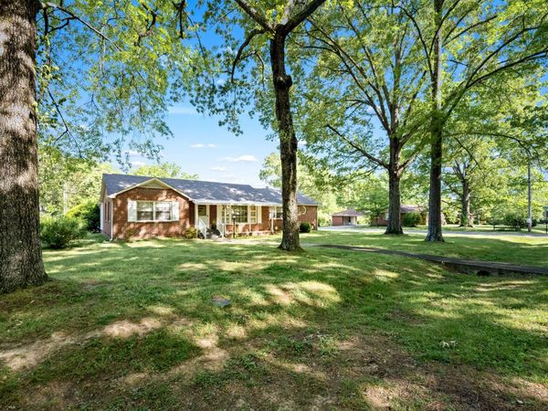 400 EDGEWOOD DRIVE, Tullahoma, TN 37388