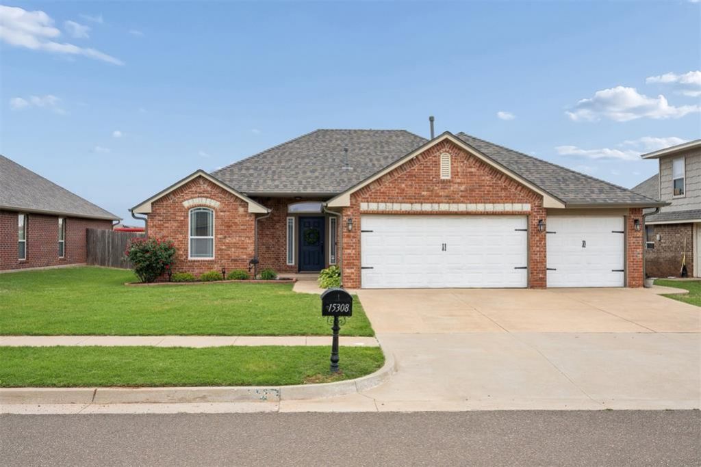 15308 Blue Jay Drive, Edmond, OK 73013 Main Photo