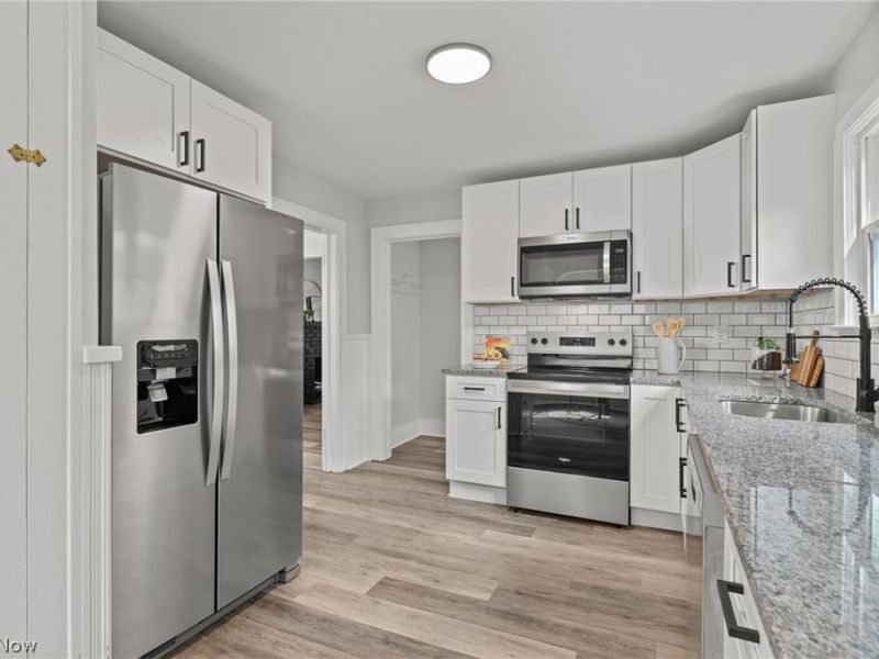 1282 Neptune Avenue, Akron, OH 44301 Photo 24