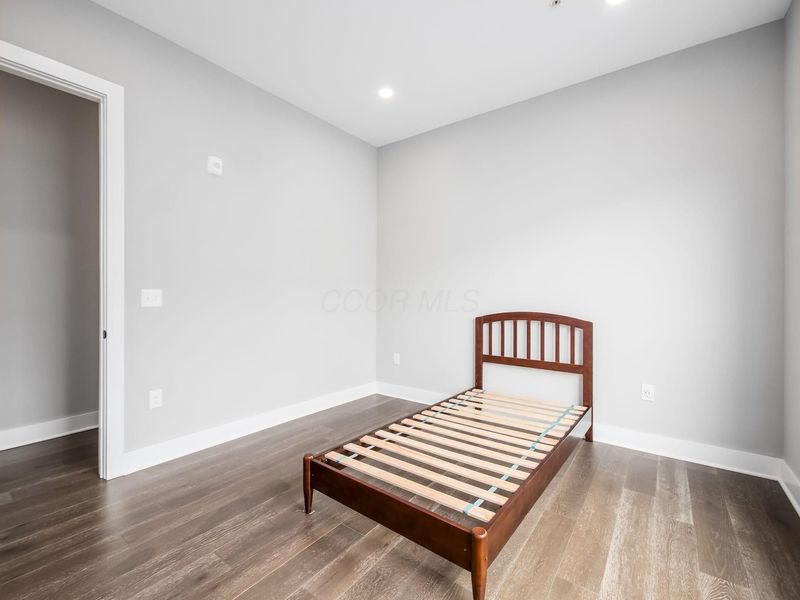 695 Civitas Avenue, Unit D401, Columbus, OH 43215 Photo 39