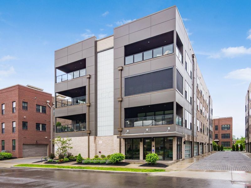 695 Civitas Avenue, Unit D401, Columbus, OH 43215 Photo 53