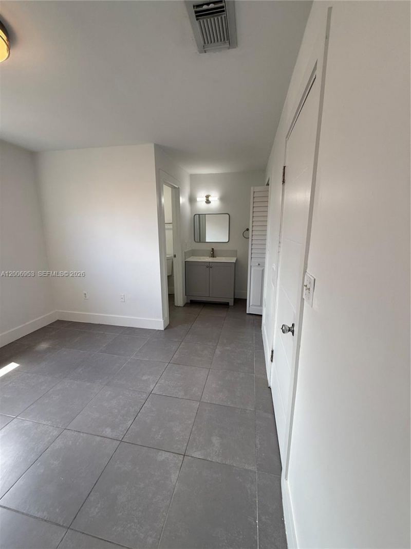 Please Call For Address, Unit 214, Miami, FL 33193 Photo