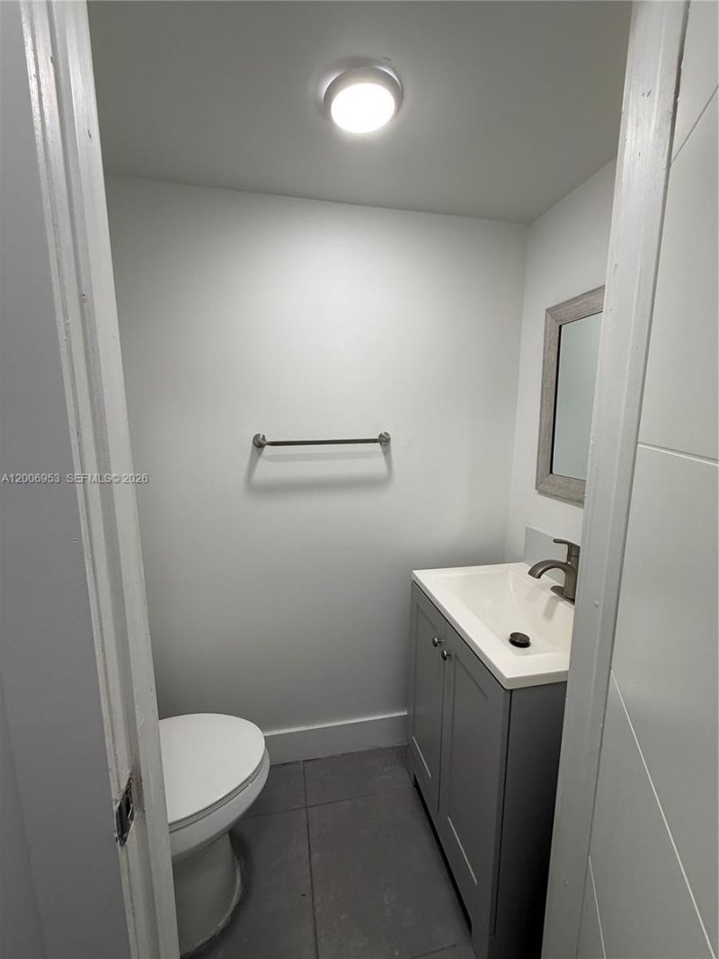 Please Call For Address, Unit 214, Miami, FL 33193 Photo