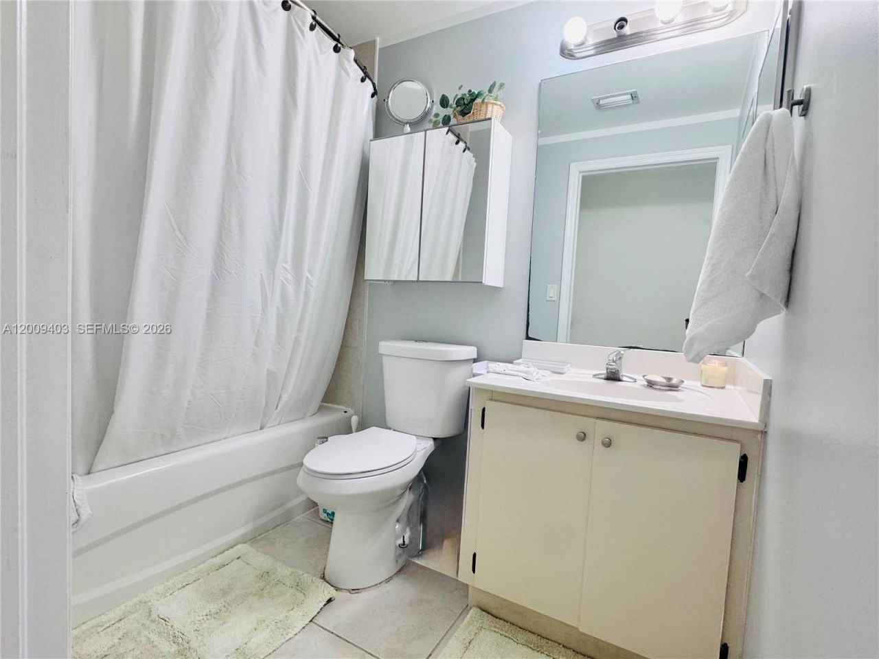 7220 NW 114th Ave, Unit 209, Doral, FL 33178 Photo