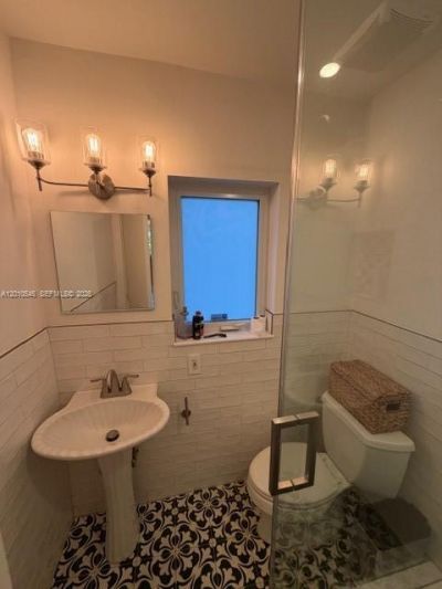 5824 Alton Rd, Miami Beach, FL 33140 Photo