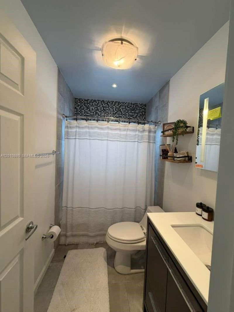 8202 NW 91st Ter , Unit 8202, Tamarac, FL 33321 Photo