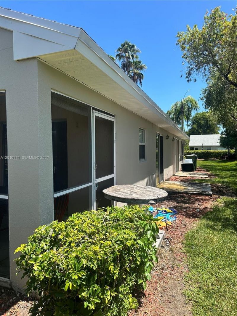 472 SE 22nd Dr, Homestead, FL 33033 Photo
