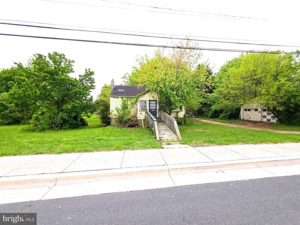165 CHRISTIANA ROAD, NEW CASTLE, DE 19720