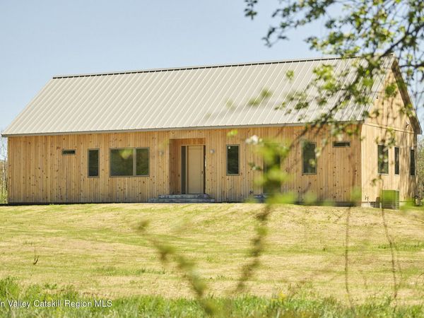 74 Fox Lane, Tivoli, NY 12583