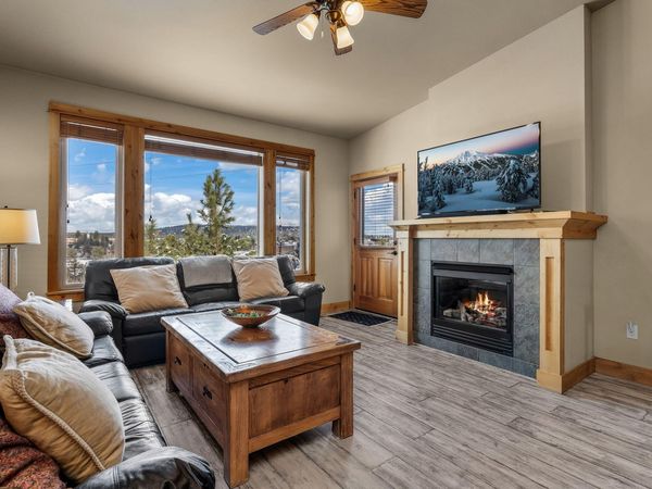 863 SW Blakely Road, Bend, OR 97702