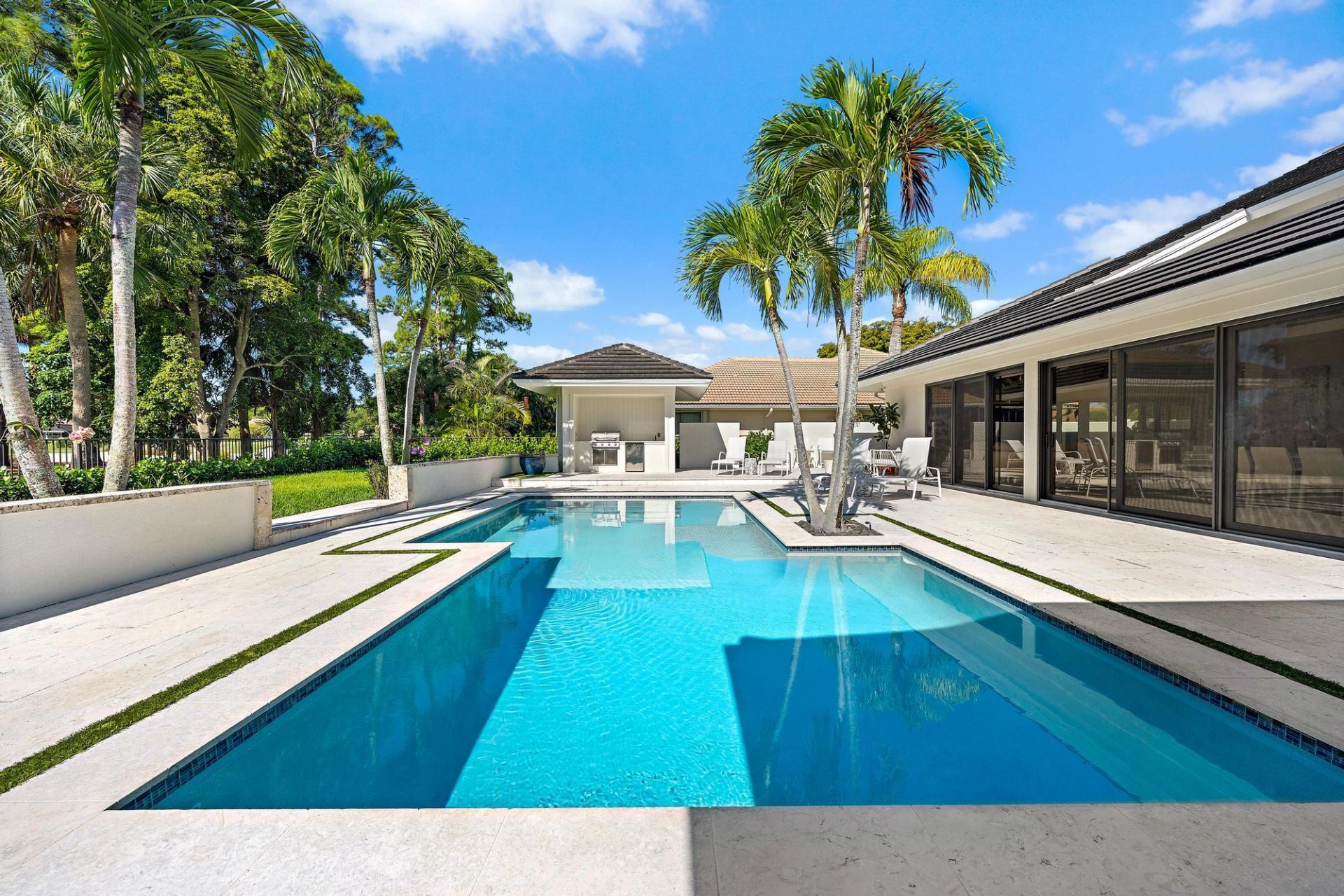 12 Alston Road, Palm Beach Gardens, FL 33418 Photo