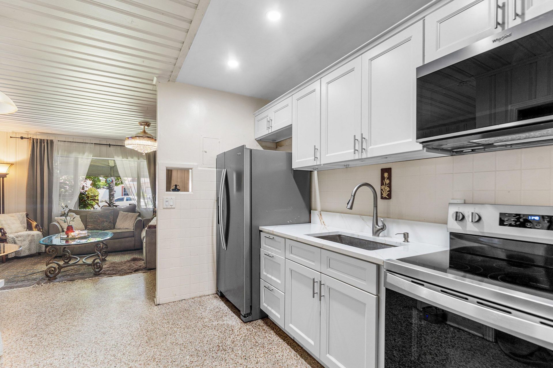 418 Kern Street, West Palm Beach, FL 33405 Photo