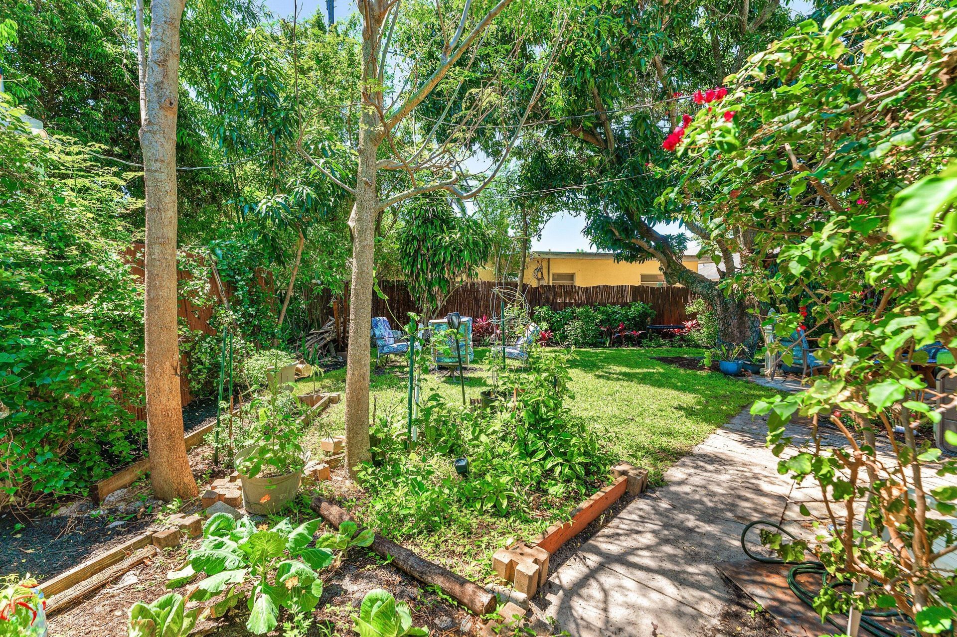 418 Kern Street, West Palm Beach, FL 33405 Photo