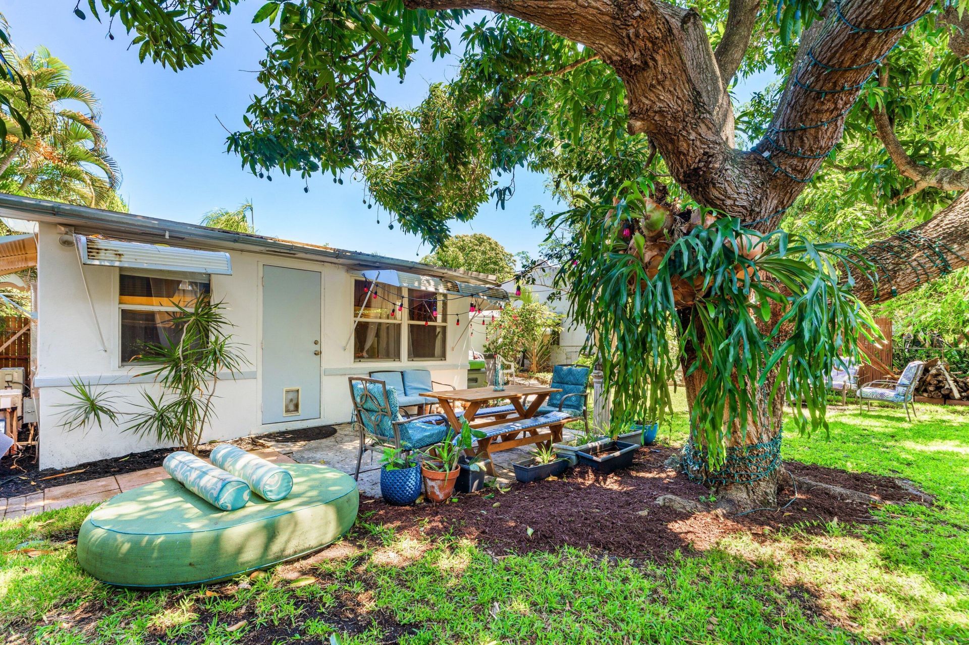418 Kern Street, West Palm Beach, FL 33405 Photo