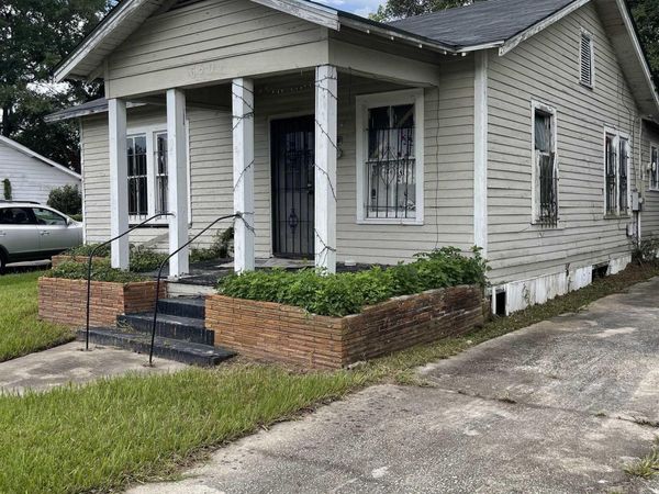 650 Holcombe Avenue, Mobile, AL 00000